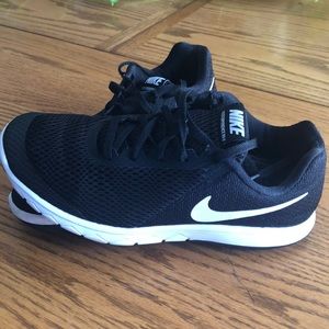 Nike Flex Experience RN 6